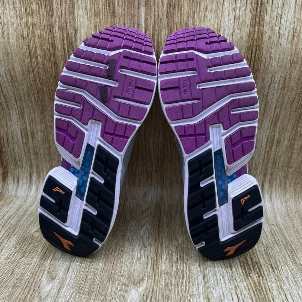 Diadora‎ Mythos Blushield Elite TRX Women's Size 7 Running Shoes Grey Purple